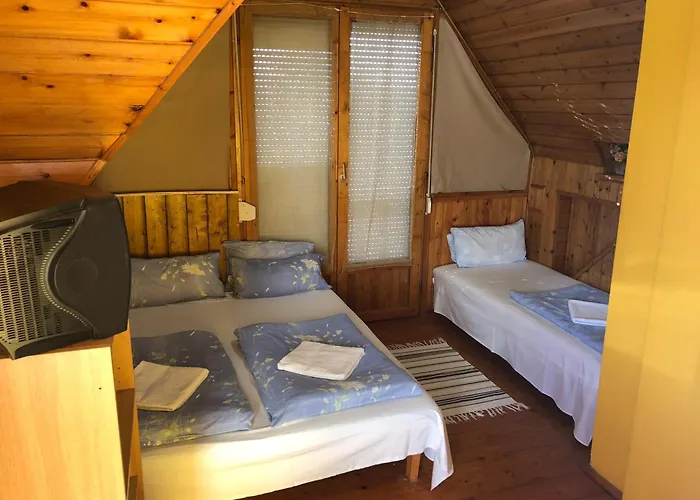 Sashalom Hotel