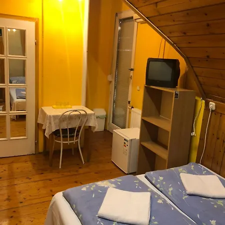 Hotel Sashalom